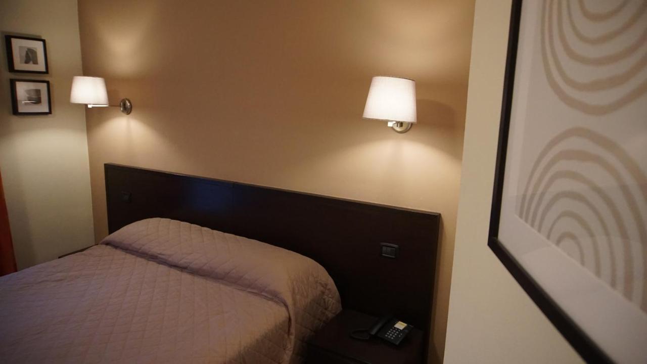 Hotel Del Corso Боргоманеро Екстериор снимка